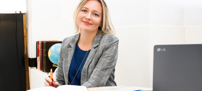 Lidia Lianiuka Lenivko consultora de inspecciones GMP para fabricamtes de medicamentos de Rusia, Belarus, Kazakhstan, Uzbekistan, Armenia